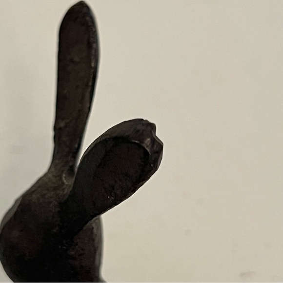 Small Cast Iron Rabbit - Picture 7 of 9